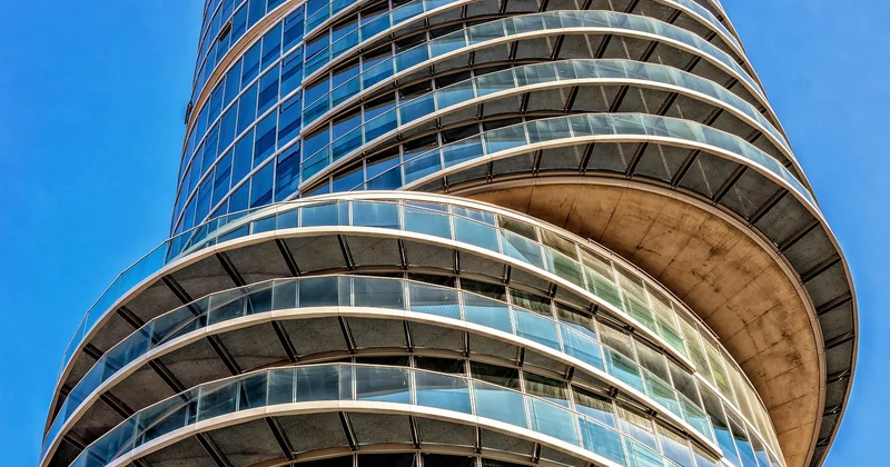 Quels types de bâtiments seront concernés par la RE2020 en 2024 ?
